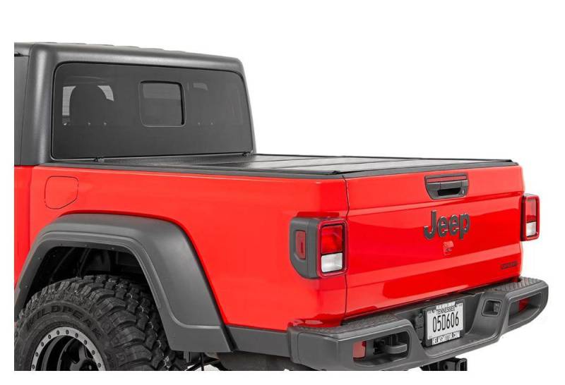 Rough Country 47319550 Low Profile Hard Tonneau Cover