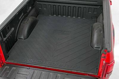 Rough Country Suspension Systems - Rough Country Rubber Truck Bed Mat-Black, 07-18 Silverado/Sierra 5.8'; RCM680