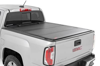 Rough Country Suspension Systems - Rough Country Hard Tri-Fold Tonneau Cover, 15-24 Colorado/Canyon 5'; 49120500