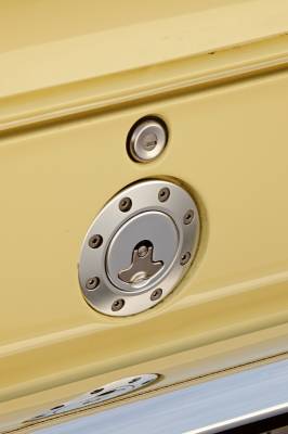 Ridetech - Ridetech 81000032 Billet Aluminum Gas Cap for 1967-1968 Camaro Locking Silver