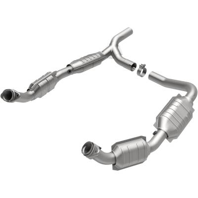 MagnaFlow Exhaust Products - MagnaFlow 51640 Direct Fit Catalytic Converter 49 State Ford