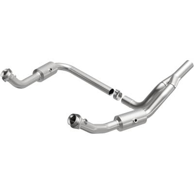MagnaFlow Exhaust Products - MagnaFlow 5551458 Cali CARB DirectFit Catalytic Converter for 10-11 Wrangler