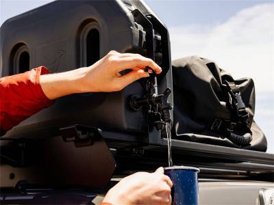Front Runner - Front Runner Outfitters 20L Pro Water Storage Tank w/Roof Rack Mount WTAN061
