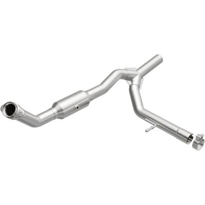 MagnaFlow Exhaust Products - MagnaFlow 5551695 California Direct-Fit Catalytic Converter