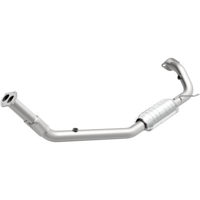 MagnaFlow Exhaust Products - MagnaFlow 24040 Direct Fit Catalytic Converter 49 State Isuzu