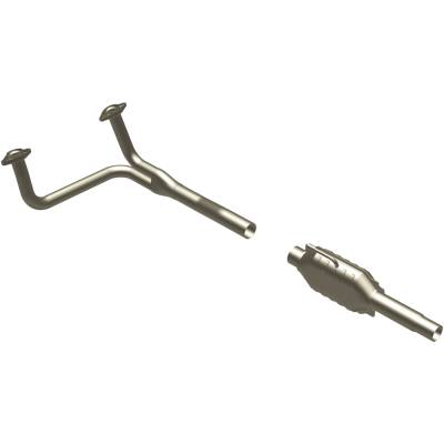 MagnaFlow Exhaust Products - MagnaFlow 93305 Direct Fit Catalytic Converter 49 State Ford