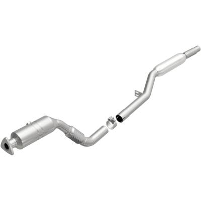 MagnaFlow Exhaust Products - MagnaFlow 5461132 California Direct-Fit Catalytic Converter