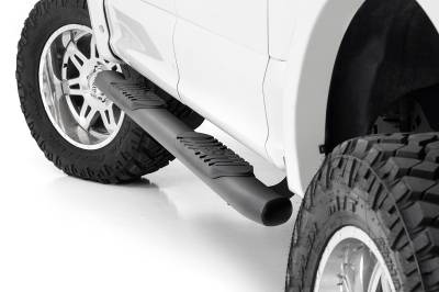 Rough Country Suspension Systems - Rough Country 4.5" Oval Tube Nerf Steps Black 15-24 F150 Crew 21005