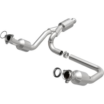 MagnaFlow Exhaust Products - MagnaFlow 52642 Direct-Fit Catalytic Converter for Chevy/GMC