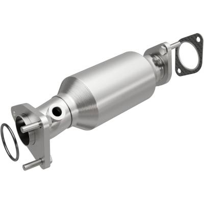 MagnaFlow Exhaust Products - MagnaFlow 52668 Direct-Fit Catalytic Converter for Nissan & Suzuki
