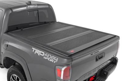 Rough Country Suspension Systems - Rough Country Lo-Pro Hard Folding Tonneau Cover for 16-23 Tacoma 6' 47420600B