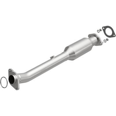 MagnaFlow Exhaust Products - MagnaFlow 21-121 OEM Grade Direct-Fit Catalytic Converter