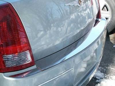 Quality Automotive Accessories - Quality Automotive RB45760 Rear Bumper Accent for Chrysler 300