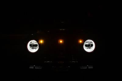 DV8 Offroad - DV8 Offroad GRJL-02 Grille Marker Light Kit for 18+ Jeep Wrangler JL