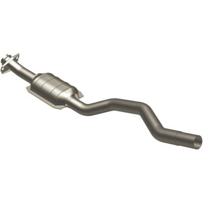 MagnaFlow Exhaust Products - MagnaFlow 23252 Standard Grade Catalytic Converter for Chrysler & DodgePlymouth