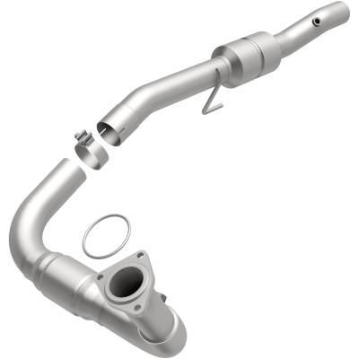 MagnaFlow Exhaust Products - MagnaFlow 458067 California CARB Direct-Fit Catalytic Converter for Chevy/GMC