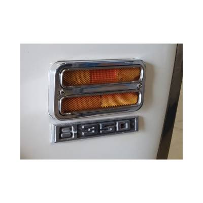 Brothers Trucks - Brothers Trucks SMLB72P Chevrolet & GMC Side Marker Light Bezel