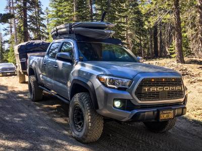 Cali Raised LED - Cali Raised LED CR2576 Trail Rock Sliders Double Cab Short Bed for 05-21 Tacoma
