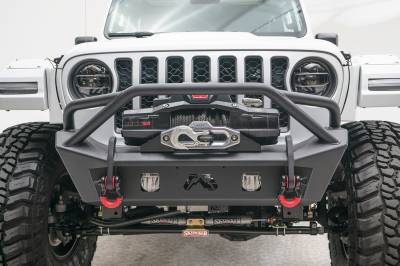 Fab Fours - Fab Fours JL18-B4752-B Stubby Bumper for 18-22 Gladiator/Wrangler JL