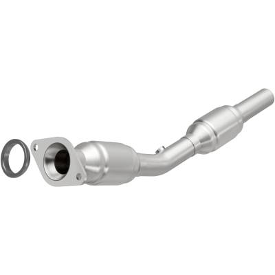 MagnaFlow Exhaust Products - MagnaFlow 93200 HM Grade Direct-Fit Catalytic Converter for Pontiac/Toyota