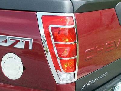 Quality Automotive Accessories - Quality Automotive TL42185 Taillight Bezel 02-06 Chevrolet Avalanche