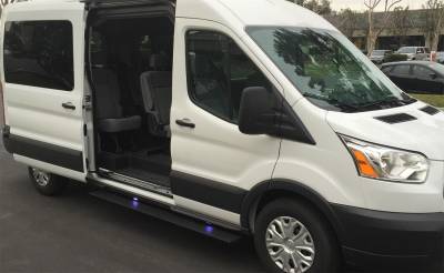 RealTruck AMP Research - AMP 76260-01A PowerStep Plug-N-Play System