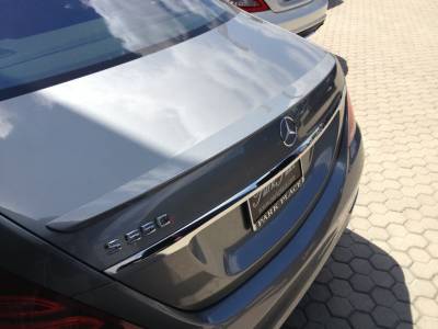 Dallas Automotive Restyling - DAR FG-568 Mercedes S Class Factory Style Lip Rear Spoiler Unpainted