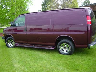 Owens Products - Owens 2153 GlaStep Custom Fiberglass W2W Running Boards for 97-23 Express/Savana