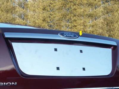 Quality Automotive Accessories - Quality Automotive LB46390 License Plate Bezel 06-09 Ford Fusion