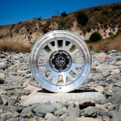ICON Alloys - ICON Alloys 8217858347SM Anza 17x8.5 6x5.5 0mm Silver/Machined