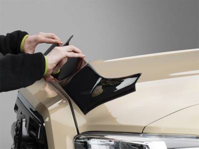 Weathertech - WeatherTech 55231 Low Profile Aerodynamic Hood Protector