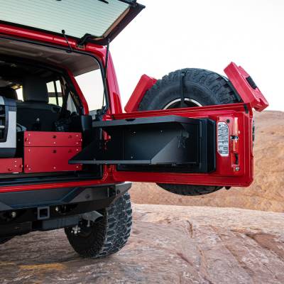 Rock Slide Engineering - Rock Slide Engineering AC-TB-200 Tailgate Table for 07-22 Jeep JK/JL 2/4DR
