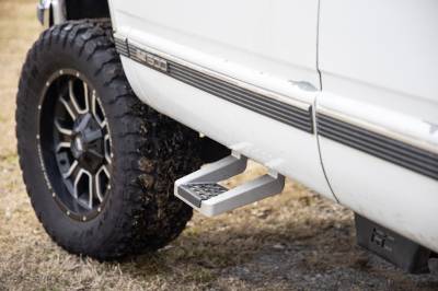 Rough Country Suspension Systems - Rough Country 117510 Single Aluminum Hoop Step Silver Pair for Chevy/Ford/GM/Ram