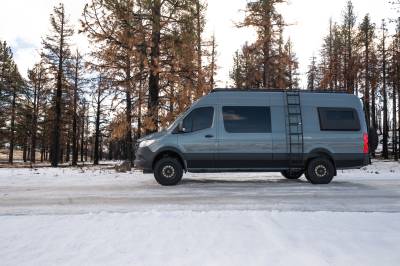 Flatline Van Company - Flatline Van SP0102B Low Pro Roof Rack for 07-26 Mercedes-Benz Sprinter 170