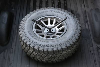 Fabtech - Fabtech FTT10001BK Spare Tire Mount Kit