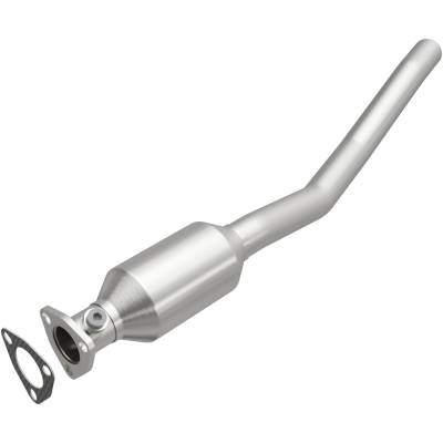 MagnaFlow Exhaust Products - MagnaFlow 23946 Standard Grade Direct-Fit Catalytic Converter for Volvo