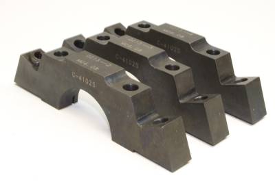 PRW - PRW 1735002 Billet Steel Main Caps for 67-86 Chevy 350 22-DEG Splayed