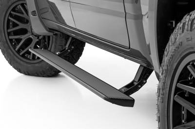 Rough Country Suspension Systems - Rough Country ESR61920 Power Running Boards Black for 19-26 RAM 1500 Crew