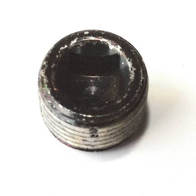 Omix - Omix 16595.95 Dana 30 Diff Cover Drain Plug for Jeep Wrangler TJ