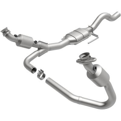 MagnaFlow Exhaust Products - MagnaFlow 23735 Direct Fit Catalytic Converter 49 State for Dodge