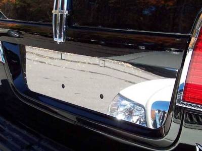 Quality Automotive Accessories - Quality Automotive LP47655 License Plate Bezel 07-14 Lincoln Navigator