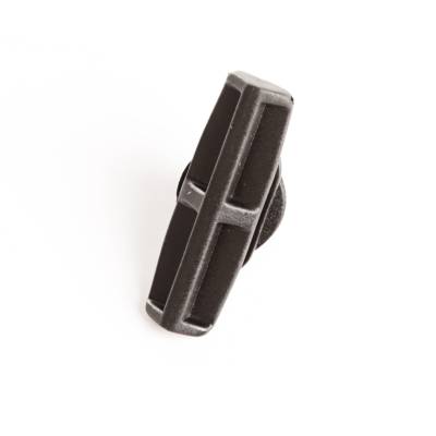 Omix - Omix 11609.90 Fender Molding Clip Inner 02-04 Liberty KJ