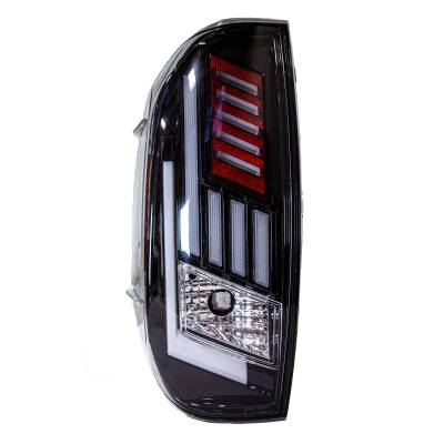 Winjet - Winjet CTRNG0667-GBC-SQ LED Sequential Taillights Set for 14-18 Toyota Tundra