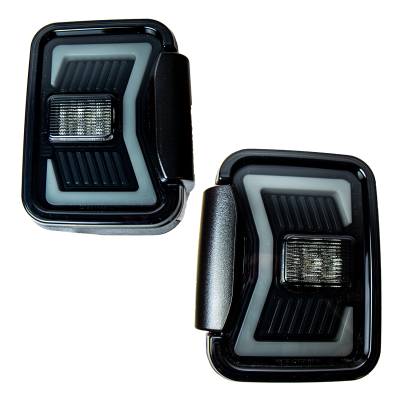 Winjet - Winjet CTRNG0668-BS-SQ LED Taillights w/LED & Brake Set for 20+ Jeep Gladiator