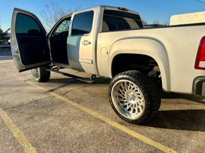Body Armor 4x4 - Body Armor E-Power Running Board Steps Black Silverado/Sierra Crew GM-4500