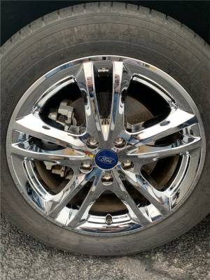 Coast To Coast - Coast To Coast IWCIMP447CC 17" Wheel Skin 5 V Spokes Chrome/Charcoal 4pc