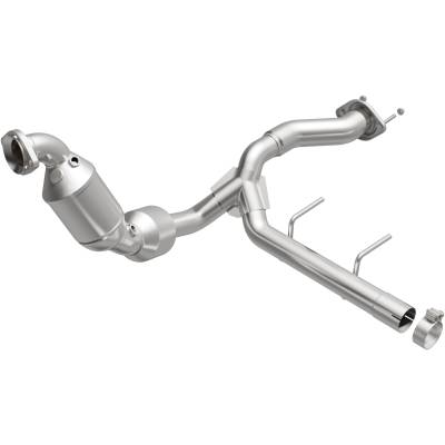 MagnaFlow Exhaust Products - MagnaFlow 280758 OEM Grade Direct-Fit Catalytic Converter