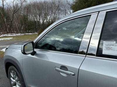 Quality Automotive Accessories - QAA PP74160 4Pc Stainless Steel Pillar Trim for Toyota Grand Highlander
