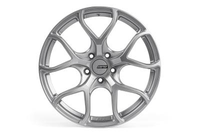 APR - APR Wheels WHL00015 A01 18x8.5 5x112 45mm Hyper Silver