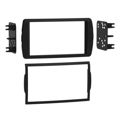 Metra Electronics - Metra 95-6547B Radio Installation Kit for 01-04 Dakota/Durango